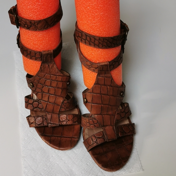 Stuart Weitzman wedge sandals - Picture 2 of 6